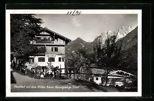 AK Ebbs, Gasthaus Pfandlhof mit dem Wilden Kaiser