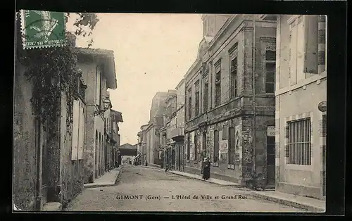 AK Gimont, L`Hotel de Ville et Grand`Rue