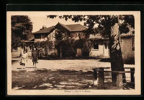 AK Tillac, Mairie et Ecoles