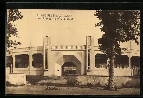 AK Vic-Fezensac, Les Arenes
