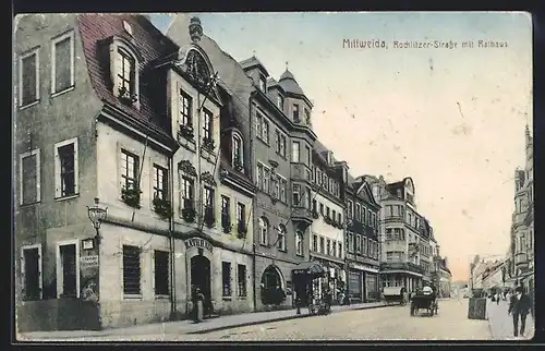 AK Mittweida, Rochlitzer-Strasse mit Rathaus
