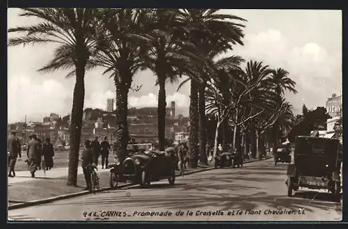AK Cannes, Promenade de la Croisette et le Mont Chevalier