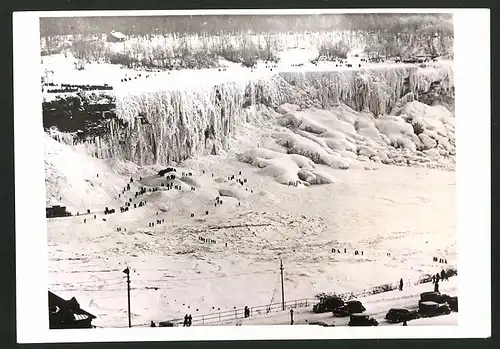 Fotografie Ansicht Niagara / NY, Niagarafälle im Winter 1940 eingefroren
