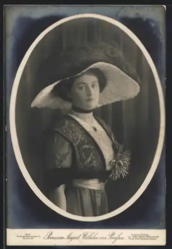AK Prinzessin August Wilhelm von Preussen mit grossem Hut
