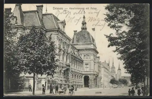 AK Dessau, Kavalierstrasse mit Palais