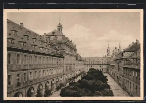 AK Würzburg, Juliusspital, Hofansicht