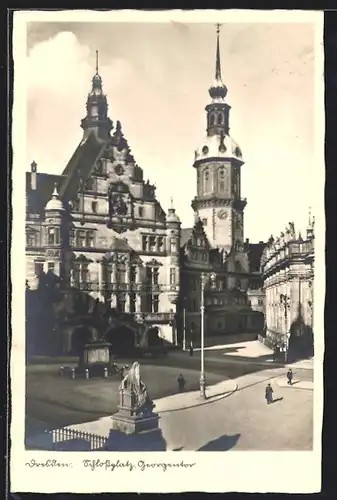 AK Dresden, Schlossplatz mit Georgentor