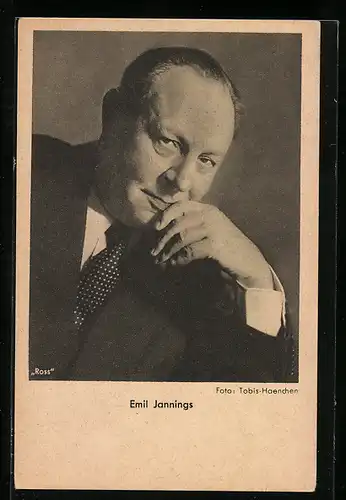 AK Schauspieler Emil Jannings im feinen Anzug und Krawatte