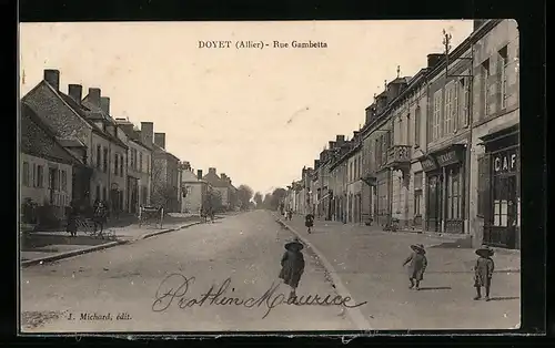 AK Doyet, Rue Gambetta