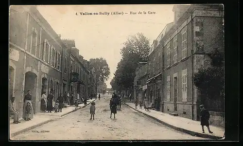 AK Vallon-en-Sully, Rue de la Gare