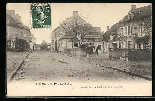 AK Vallon-en-Sully, Grande-Rue
