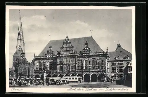 AK Bremen, Marktplatz, Rathaus mit Liebfrauenkirche und Strassenbahn