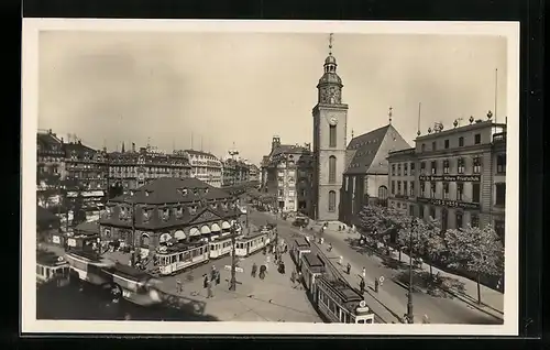 AK Frankfurt a. M., Schillerplatz m. Hauptwache u. Katharinenkirche, Strassenbahn