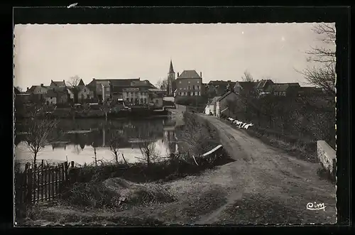 AK St-Hilaire, L`Etang et le Bourg