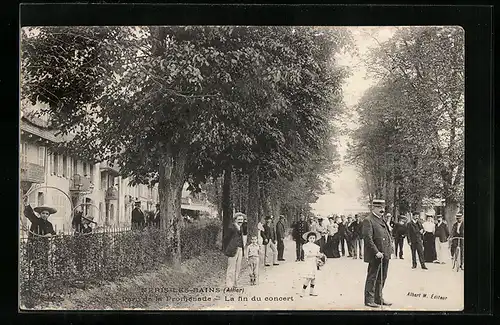 AK Neris-les-Bains, Parc de la Promenade, La fin du Concert