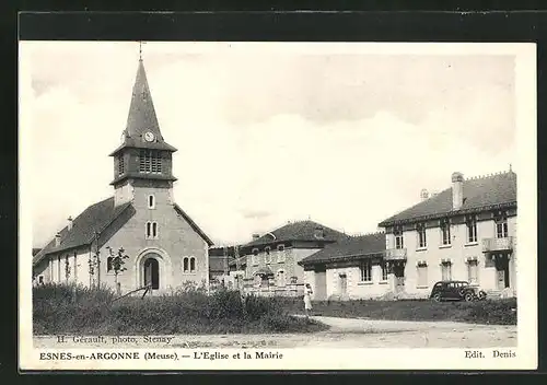 AK Esnes-en-Argonne, L`Eglise et la Mairie