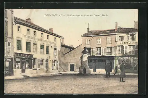 AK Commercy, Place des Chanoines et Statue du Docteur Denis