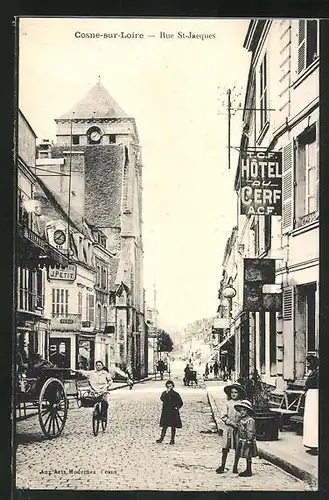 AK Cosne-sur-Loire, Vue en Rue St-Jacques