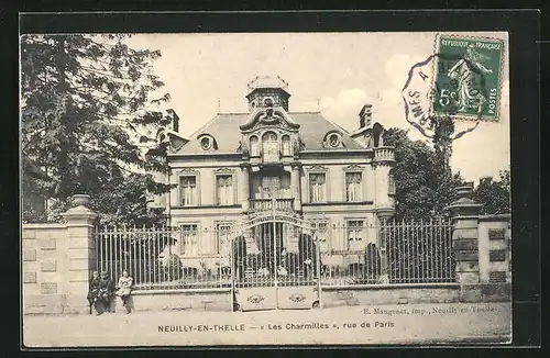AK Neuilly-en-Thelle, les Charmilles, rue de Paris