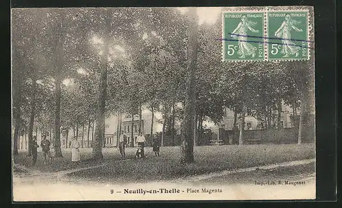 AK Neuilly-en-Thelle, Place Magenta