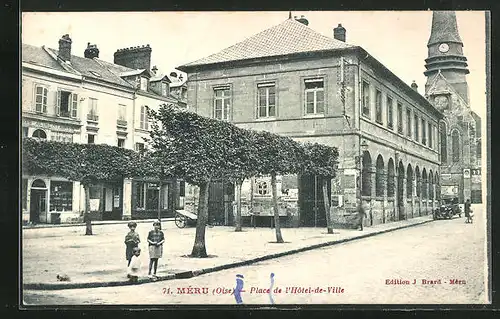 AK Méru, Place de l`Hotel-de-Ville