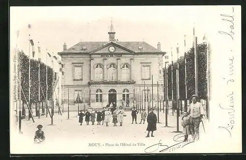 AK Mouy, Place de l`Hôtel de Ville