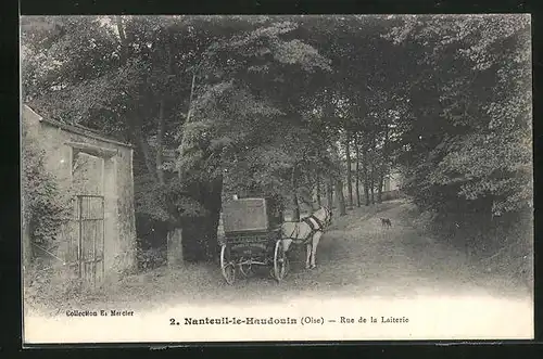 AK Nanteuil-le-Haudouin, Rue de la Laiterie, Strassenpartie