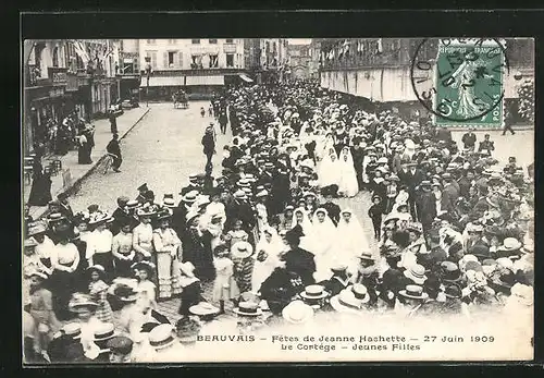 AK Beauvais, Fetes de Jeanne Hachette, le Cortege, jeunes Filles, 27 Juin 1909