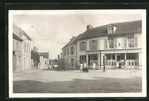 Foto-AK Boran, Strassenmotiv mit der Epicerie de Choix