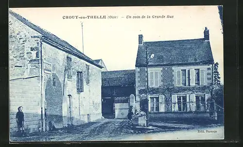 AK Crouy-en-Thelle, un coin de la Grande Rue