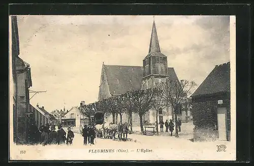 AK Fleurines, Personnes avant l`Eglise