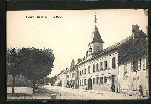 AK Fleurines, La Mairie et Hotel