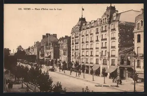 AK Reims, Place d`Erlon vers la Gare
