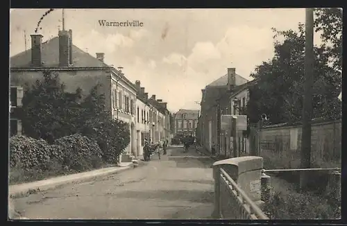AK Warmeriville, Strassenpartie mit Wohnhäusern