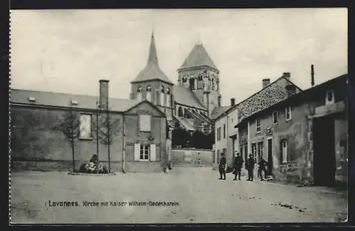 AK Lavannes, Kirche mit Kaiser Wilhelm Gedenkstein