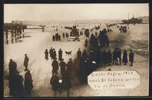 Foto-AK Kiel, Kieler Hafen 1922 nach 20 Jahren wieder zugefroren