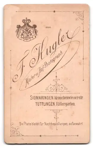 Fotografie F. Kugler, Sigmaringen, Krauchenwieserstr., Junge Dame im modischen Kleid