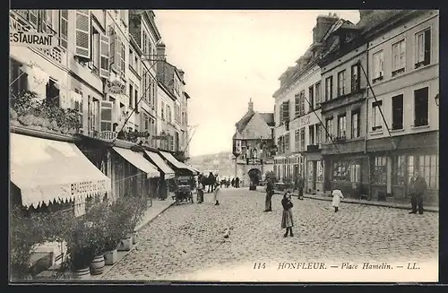 AK Honfleur, Place Hamelin