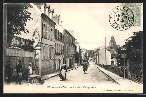 AK Falaise, La Rue d`Argentan