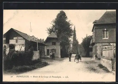 AK Honfleur, Route de la Gorge de Pennedepie