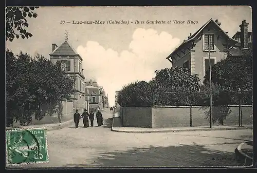 AK Luc-sur-Mer, Rues Gambetta et Victor Hugo