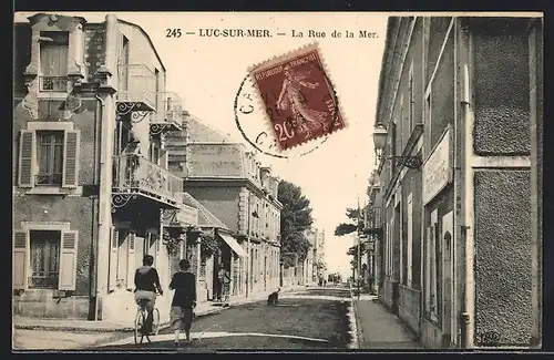 AK Luc-sur-Mer, La Rue de la Mer