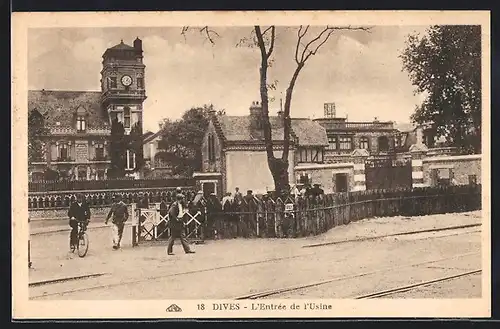 AK Dives, L`Entree de l`Usine