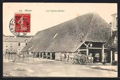 AK Dives, Les Vieilles Halles
