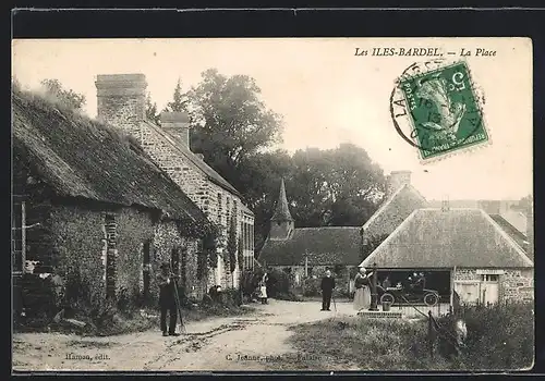 AK Les Iles-Bardel, La Place