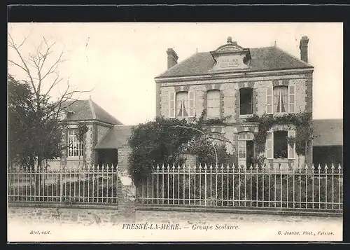 AK Fresné-la-Mère, Groupe Scolaire, Schulen