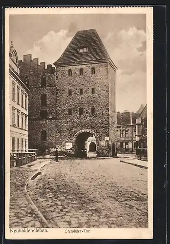 AK Neuhaldensleben, Standaler Tor