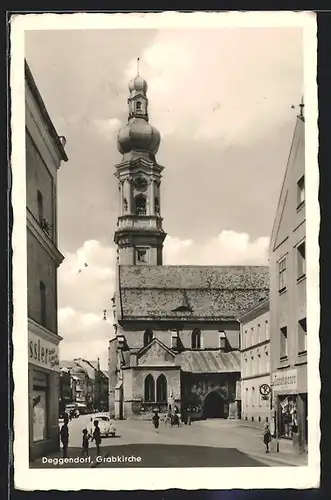 AK Deggendorf, Strasse an der Grabkirche