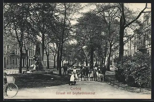 AK Crefeld, Ostwall mit Seyffardtdenkmal