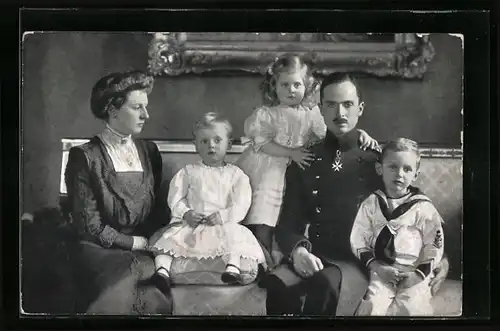 AK Die herzogl. Familie von Sachsen-Coburg-Gotha